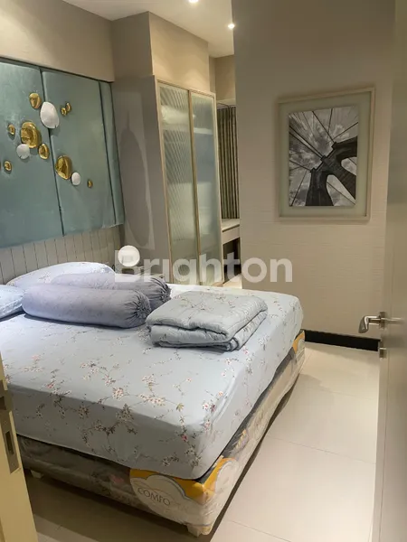 APARTEMEN AMOR TOWER 2BR LANTAI RENDAH TERHUBUNG LANGSUNG DENGAN PAKUWON CITY MALL