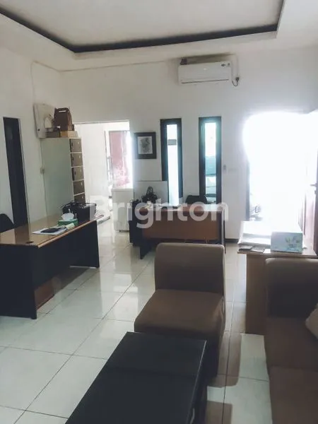 image RUMAH DI GANDARIA KEBAYORAN BARU DEKAT MRT (3)