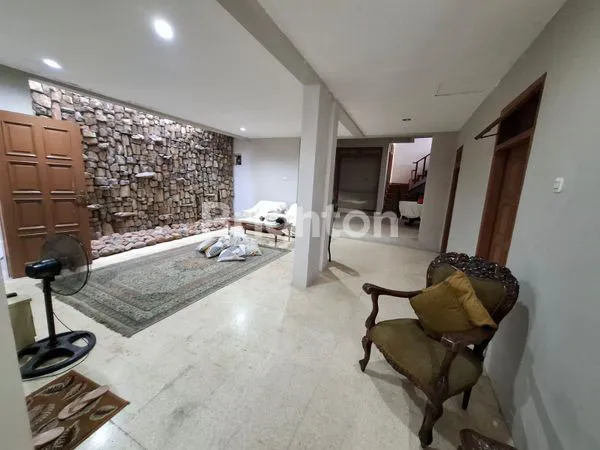 image SEWA RUMAH AREA STRATEGIS HARGA 275JT NEGO.  (3)