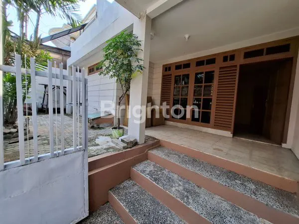 SEWA RUMAH AREA STRATEGIS HARGA 275JT NEGO.