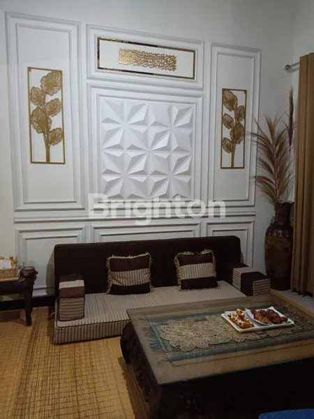 image RUMAH 2 LANTAI SEMI FURNISHED SHM KELAPA GADING (1)