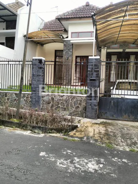 image RUMAH SIAP HUNI DI KOTA MALANG (2)