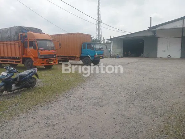 image 3 BUAH GUDANG DIATAS LAHAN SELUAS 2 HEKTAR, DI KAWASAN PERGUDANGAN JLN.MEDAN BINJAI, DEKAT DENGAN GERBANG TOL (2)