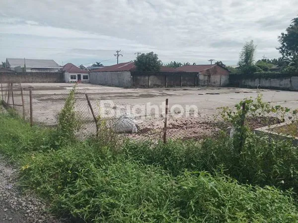 image 3 BUAH GUDANG DIATAS LAHAN SELUAS 2 HEKTAR, DI KAWASAN PERGUDANGAN JLN.MEDAN BINJAI, DEKAT DENGAN GERBANG TOL (6)