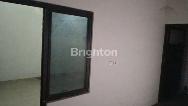 image RUKO 2 LANTAI 216M² DI PUSAT KOTA SRAGEN (8)