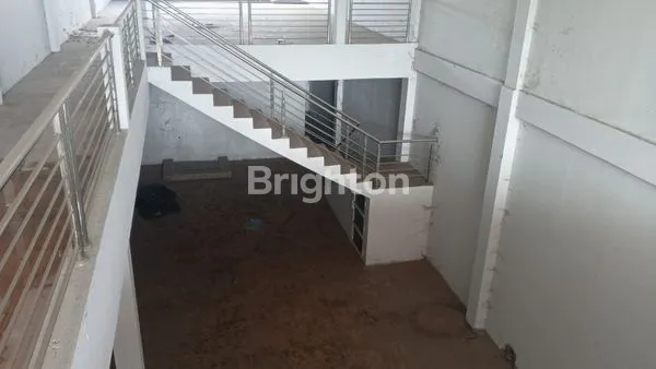 image RUKO 2 LANTAI 216M² DI PUSAT KOTA SRAGEN (6)