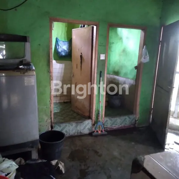 image DI JUAL RUMAH STRATEGIS DI PINGGIR JALAN UTAMA (4)