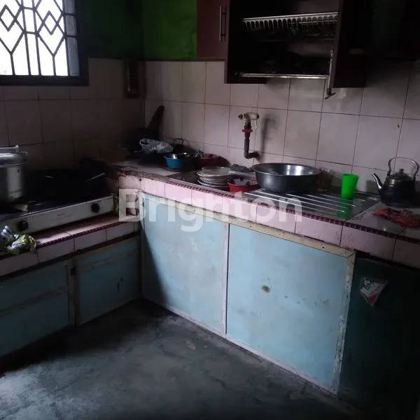 image DI JUAL RUMAH STRATEGIS DI PINGGIR JALAN UTAMA (3)
