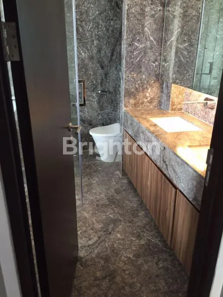 image APARTEMEN SENOPATI SUITE COMFORT LIVING (5)