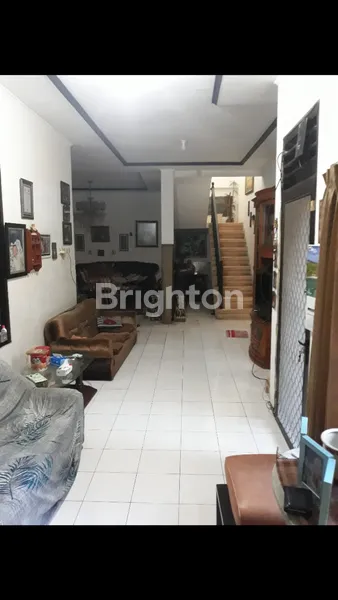 image HUNIAN NYAMAN, TERAWAT DI SURABAYA SELATAN (3)