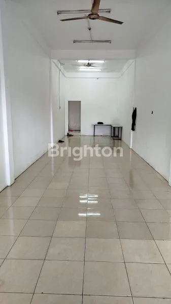 image LOKASI STRATEGIS PUSAT BISNIS (2)