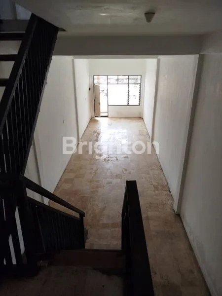 image LOKASI STRATEGIS PUSAT BISNIS (3)