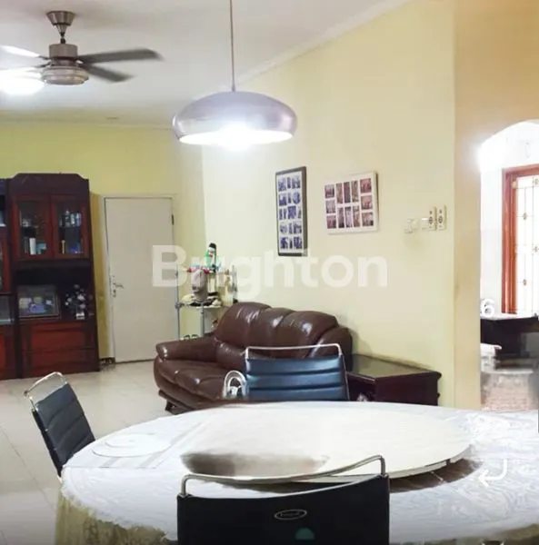 image RUMAH LUAS HITUNG TANAH DI CILANDAK  (4)