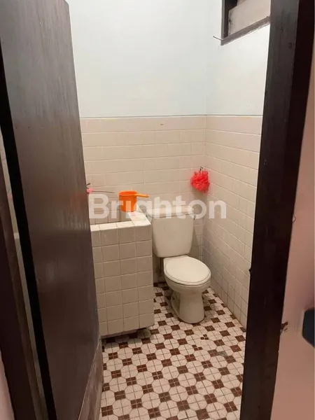 image RUMAH SIAP HUNI BAGUS TERAWAT BENDUL MERISI DEKAT RAYA JEMURSARI (7)