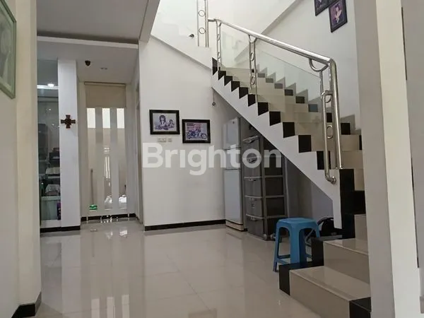 image PURIMAS RUNGKUT 2 LANTAI MINIMALIS SIAP HUNI SELANGKAH MERR, UPN, UINSA (1)