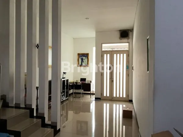 image PURIMAS RUNGKUT 2 LANTAI MINIMALIS SIAP HUNI SELANGKAH MERR, UPN, UINSA (2)