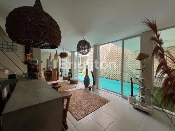 image BEAUTIFULL MODERN VILLA 3KT - SEWA TAHUNAN DI UMALAS DEKAT CANGGU (5)