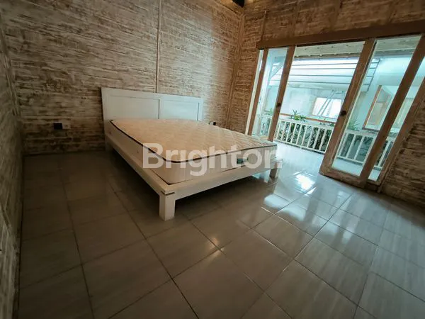 image PADANG LINJONG, CANGGU - JOGLO STYLE VILLA 3 BR FURNISHED WITH POOL (2)