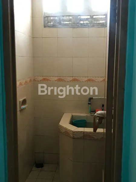 image RUMAH DI SIMPANG DARMO PERMAI SELATAN KOSONGAN  (5)