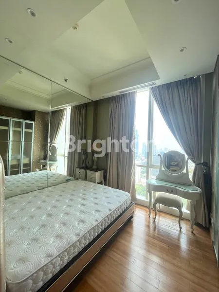 image APARTEMEN BERKELAS - LOKASI PREMIUM DEKAT BISNIS PERKANTORAN SUDIRMAN DAN RASUNA SAID - FULL FURNISHED TERMASUK BABY GRAND PIANO (6)