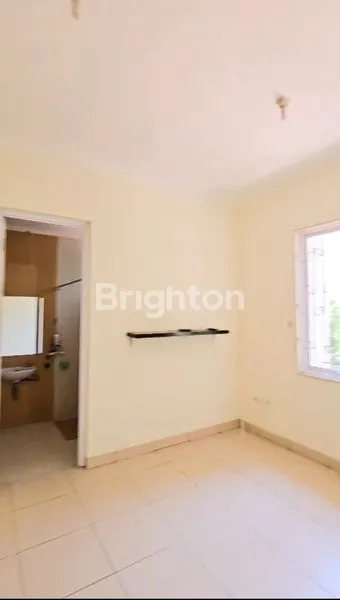 image SEWA RUMAH DI LEGENDA , BACK YARD LUAS, DEKAT KE SEKOLAH GLOBAL DAN KETAPANG. (4)