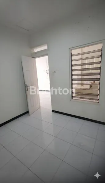 image RUMAH SIAP HUNI DI PERUMAHAN BANYUMANIK SEMARANG (4)