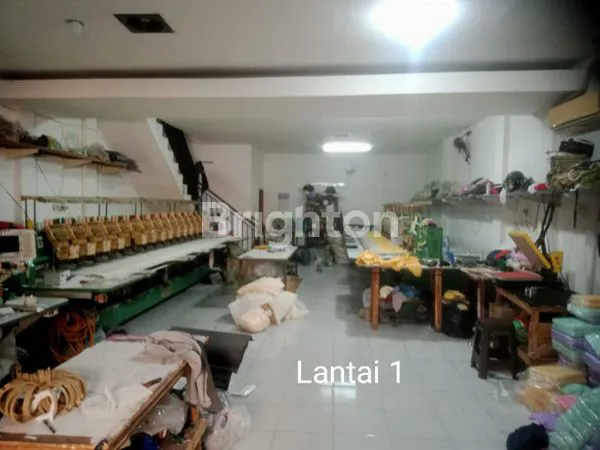 image RUKO JELAMBAR 4 LANTAI ROW JALAN 2 MOBIL JAKARTA BARAT (2)