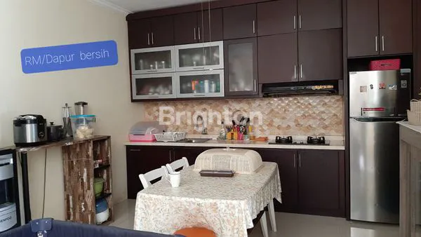 image RUMAH CANTIK 2 LANTAI SIAP HUNI DI YASMIN HARGA MURAH (4)