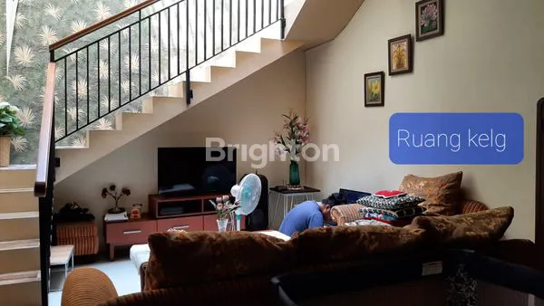 image RUMAH CANTIK 2 LANTAI SIAP HUNI DI YASMIN HARGA MURAH (5)