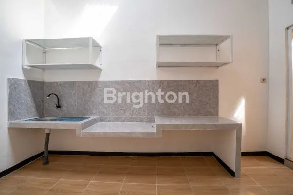 image DISEWAKAN RUMAH AREA ARJOSARI 3 MENITAN KE TERMINAL ARJOSARI DEKAT PLAZA ARAYA DEKAT SEKOLAH SMKN 8, SMPN 16 DEKAT VEDC DEKAT KDS RESTORAN (5)