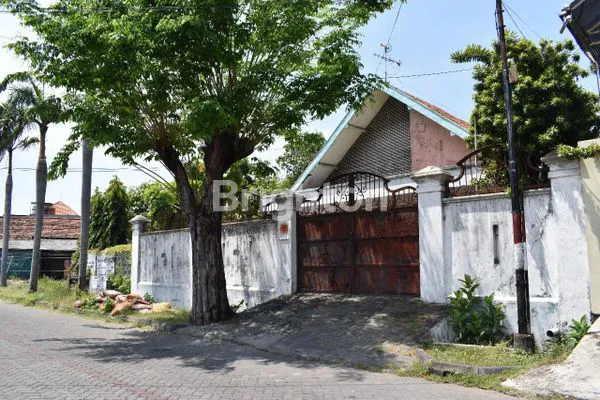 image RUMAH HITUNG TANAH JL LOMPO BATANG PETEMON SURABAYA PUSAT (2)