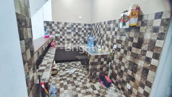 image RUMAH BARU SIAP HUNI DENGAN 5 KAMAR, LOKASI STRATEGIS DI TUKAD BATANGHARI, DENPASAR SELATAN, BALI (4)