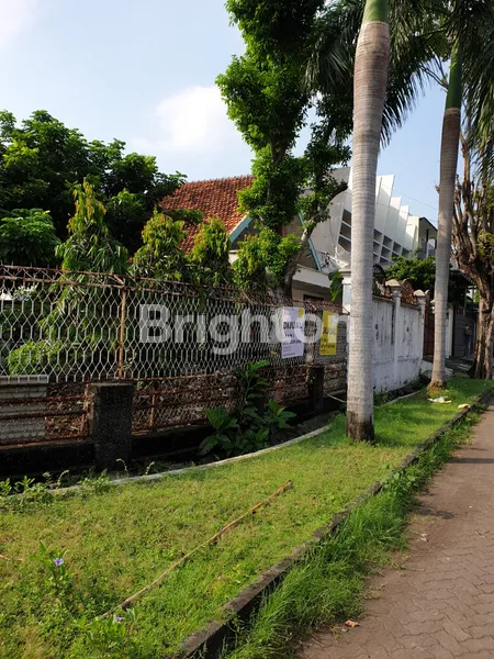 image RUMAH HITUNG TANAH DI JALAN LOMPO BATANG SURABAYA (4)