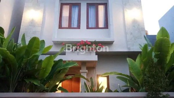 image RUMAH MINIMALIS MAHENDRADATA DEKET BALI MED (2)