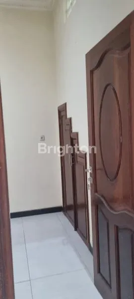 image RUMAH DI SIMPANG DARMO PERMAI SELATAN  (6)