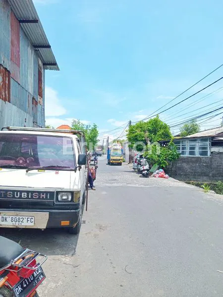 image RUMAH + TOKO SIAP HUNI DI LOKASI STRATEGIS JL. TUKAD BALIAN, DENPASAR SELATAN, BALI (6)