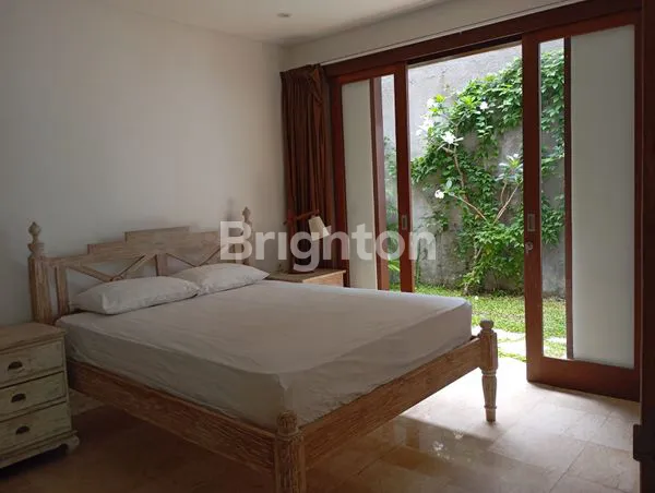 image VILLA EKSKLUSIF 3KT DEKAT PANTAI PERERENAN (8)