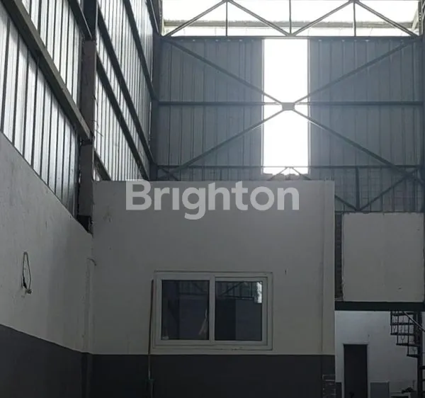 image GUDANG BARU 1300M² 3 MENIT KE TOLL CIBINONG (5)