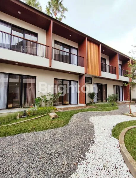 image RUMAH HERITAGE DENGAN KOST EXCLUSIVE SEMI GUEST HOUSE MODERN DILENGKAPI COFFEE SHOP DI JANTUNG KOTA BANDUNG (1)