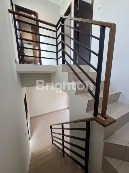 image DIJUAL CEPAT RUMAH SUMMARECON CROWN GADING\N (4)