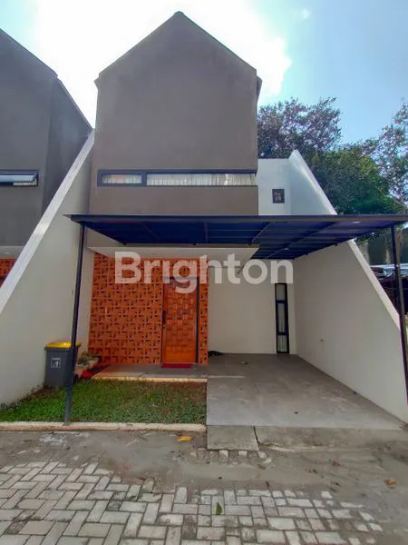 image RUMAH CANTIK CLUSTER SDH RENOV (1)