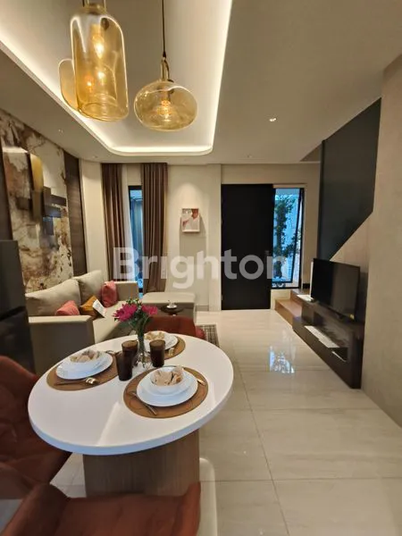 image RUMAH 2 LANTAI MODERN MINIMALIS EX RUMAH CONTOH SURABAYA BARAT (4)