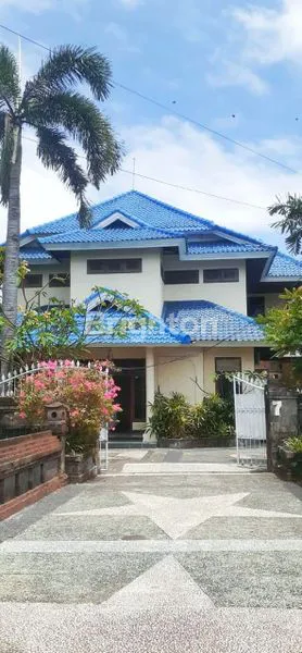 image RUMAH MEWAH 2 LANTAI DI JL. KERTA DALEM, DENPASAR SELATAN, BALI (1)