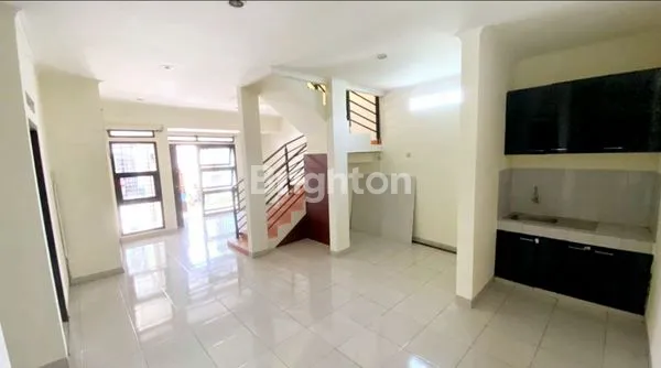 image RUMAH MINIMALIS MODERN 2 LANTAI DALAM CLUSTER LOKASI STRATEGIS DI SOEKARNO HATTA BANDUNG (1)