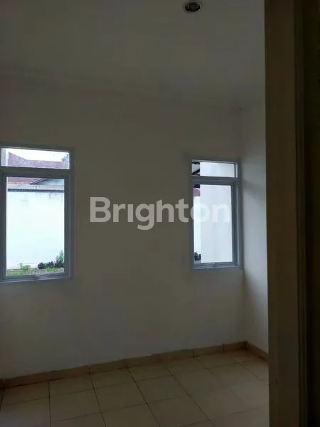 image RUMAH TYPE 45 CLUSTER BEKASI STRATEGIS (3)