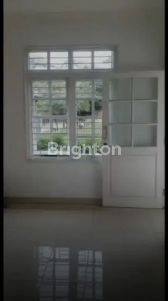 image RUMAH MODERN MINIMALIS DI KAWASAN BNR BOGOR (4)