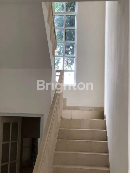 image RUMAH MODERN MINIMALIS DI KAWASAN BNR BOGOR (6)