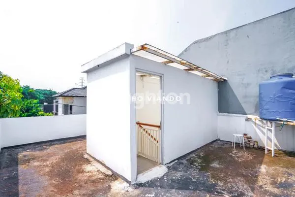 image RUMAH HOOK LT 121M² DEKAT TOLL (6)