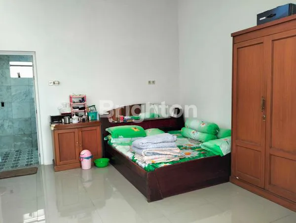 image RUMAH LUAS TERAWAT PURI ANJASMORO  (4)