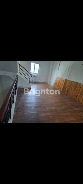 image RUKO 3 LANTAI STRATEGIS DI PARAMOUNT BSD (7)